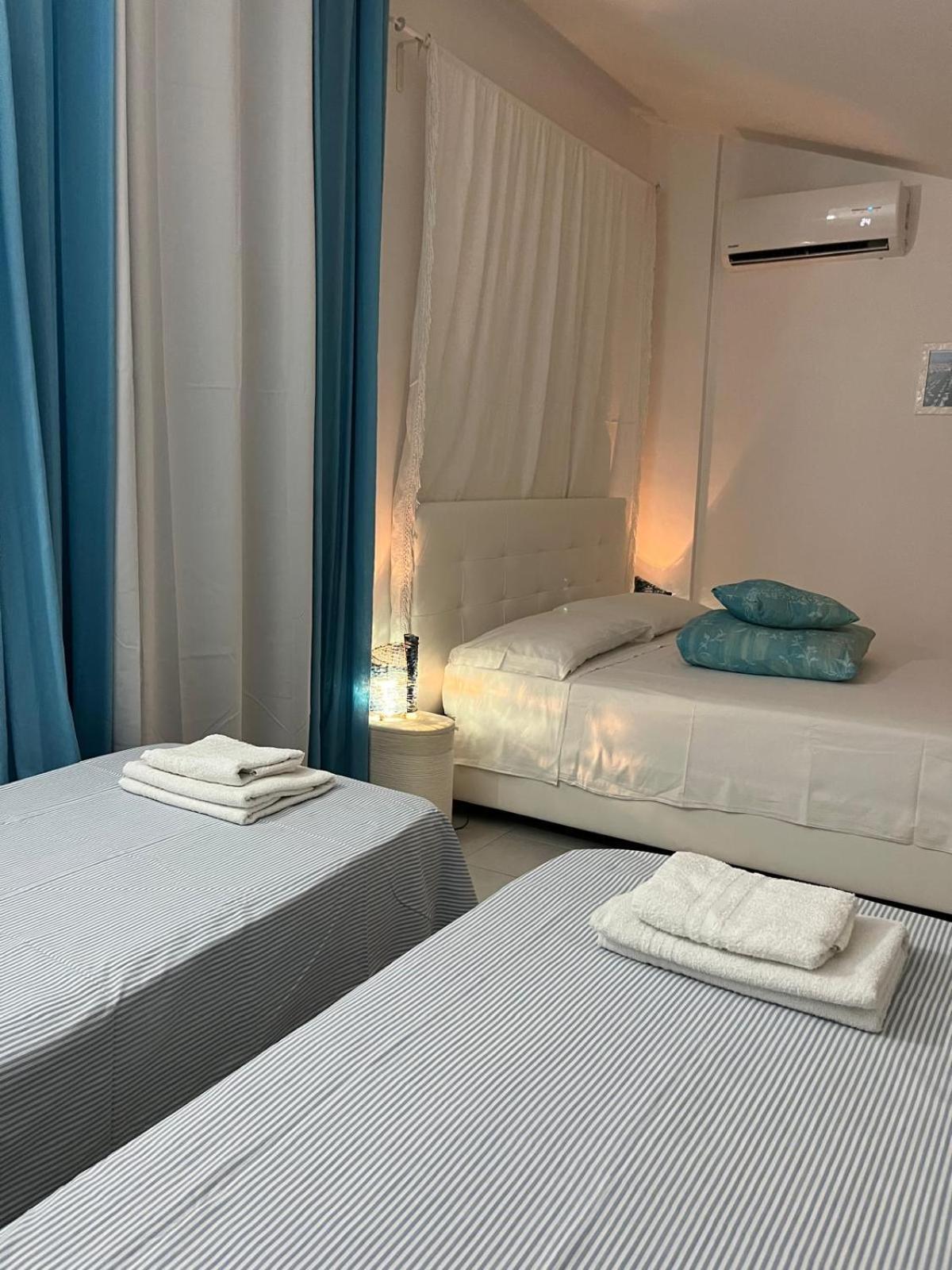טרני B&B Villa Mediterranee Con Parking Space מראה חיצוני תמונה