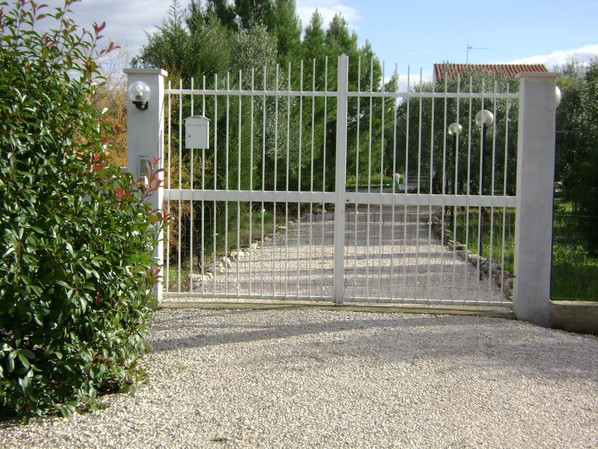 טרני B&B Villa Mediterranee Con Parking Space מראה חיצוני תמונה